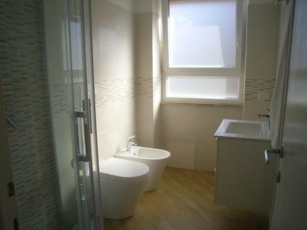Lovely Little Apartment In Via Aurelia Rom Exteriör bild